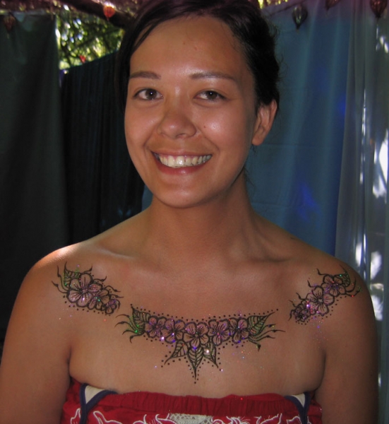 Shakaia F Henna Tattoo Artists