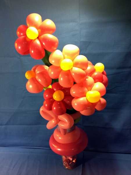 Jami K Balloon Sculptors