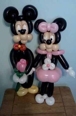 Looney Ballooney Balloon Sculptors