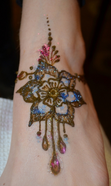 Sarita C Henna Tattoo Artists