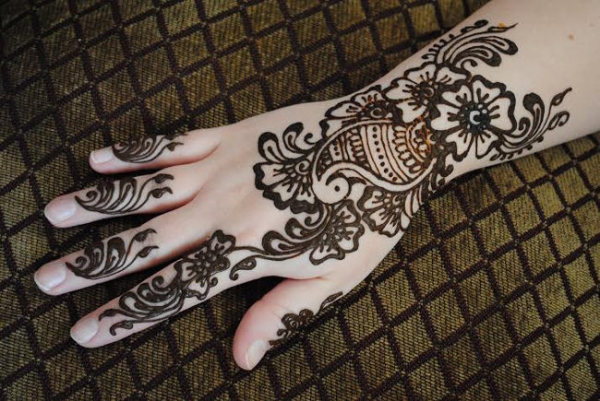 Afshan K Henna Tattoo Artists