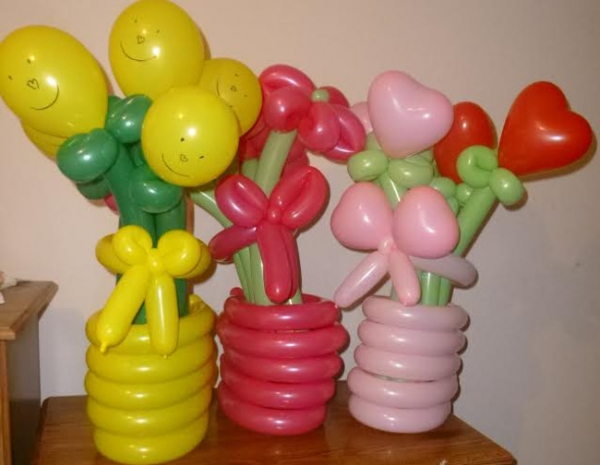 Wendy P Balloon Sculptors