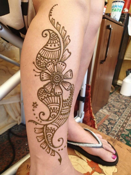 Kalyani B Henna Tattoo Artists