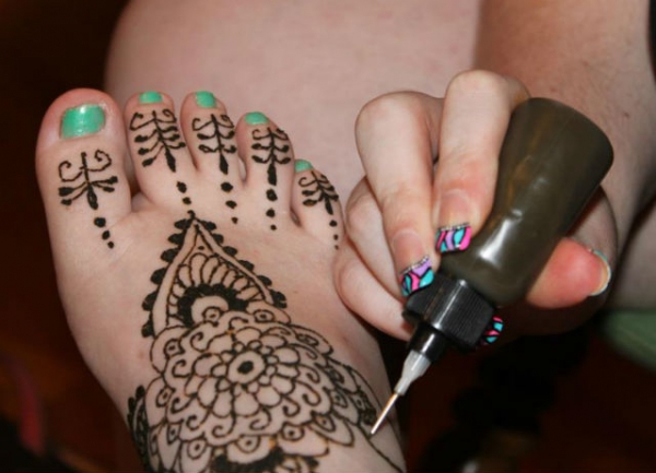 Kristina R Henna Tattoo Artists