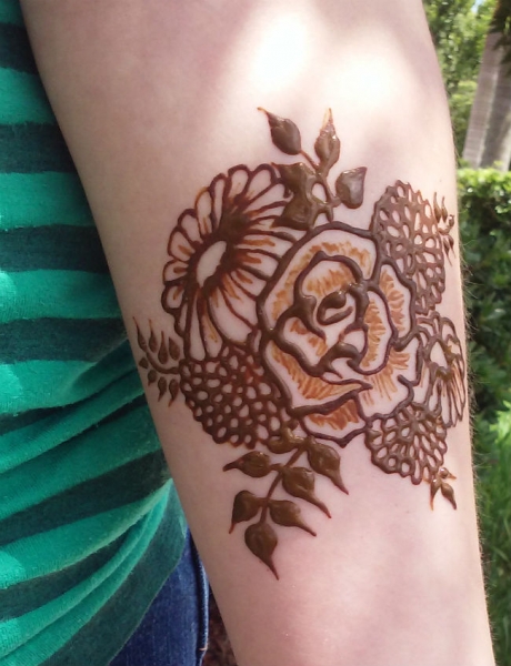 Elizabeth H Henna Tattoo Artists
