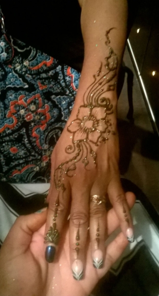 Yolonda H Henna Tattoo Artists