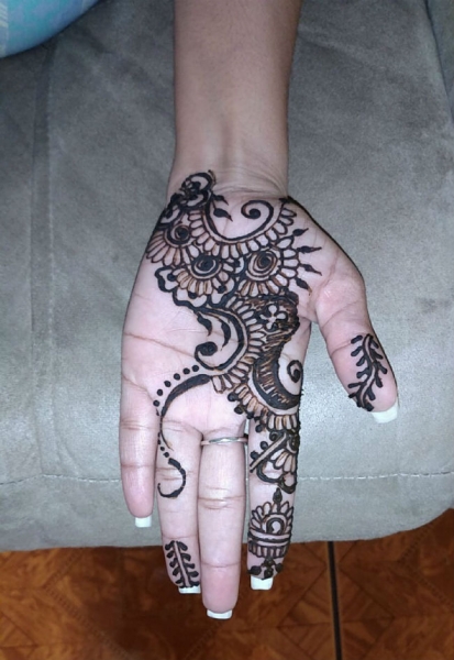 Binal P Henna Tattoo Artists