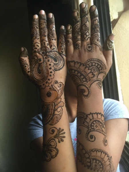 Heteshvi P Henna Tattoo Artists
