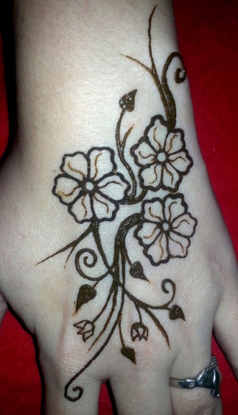 Veronica L Henna Tattoo Artists