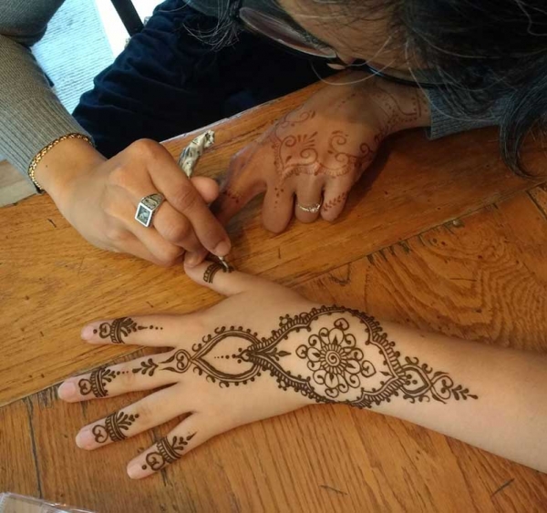 Aida R Henna Tattoo Artists