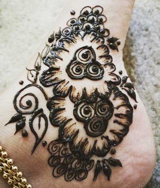 Murshida  A Henna Tattoo Artists