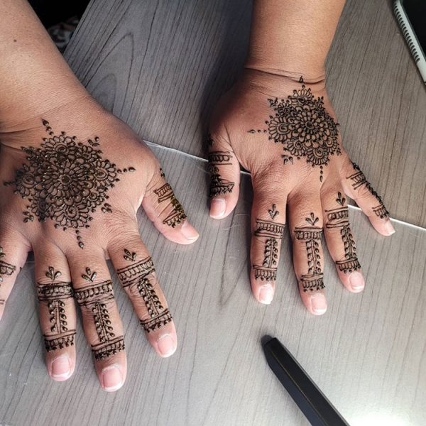 Mehwish M Henna Tattoo Artists