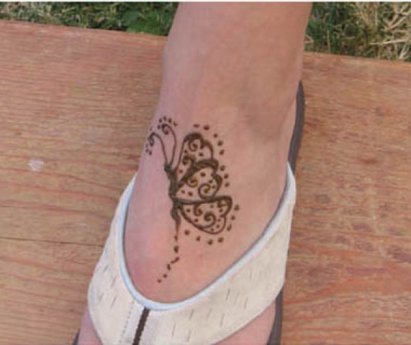 Cassandra W Henna Tattoo Artists