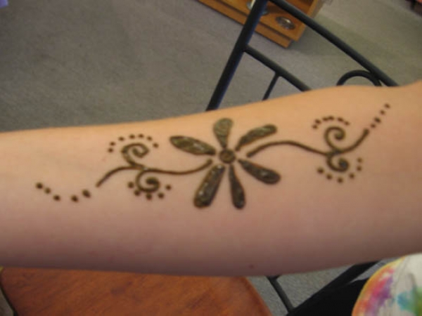 Cassandra W Henna Tattoo Artists