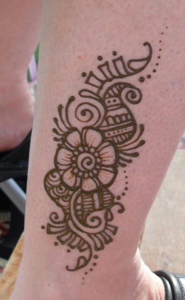Victoria W Henna Tattoo Artists