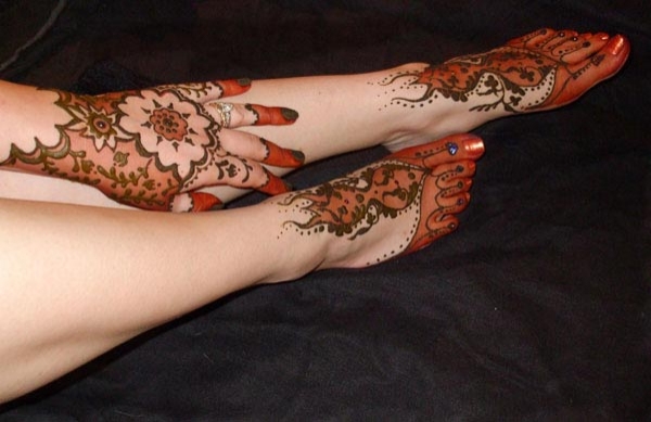 Nikki R Henna Tattoo Artists
