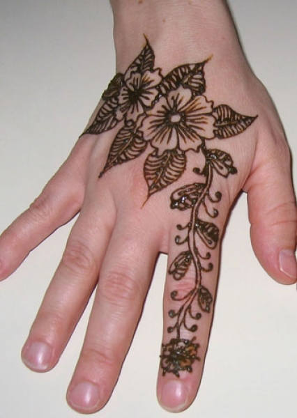 Kamala C Henna Tattoo Artists
