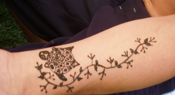 Roopa R Henna Tattoo Artists