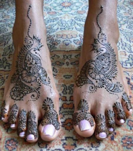 Zainab J Henna Tattoo Artists