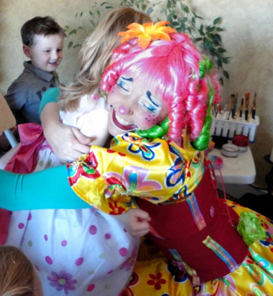 Kit Kat the Clown Clowns