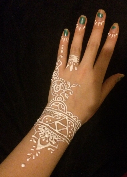 Shelbi C Henna Tattoo Artists