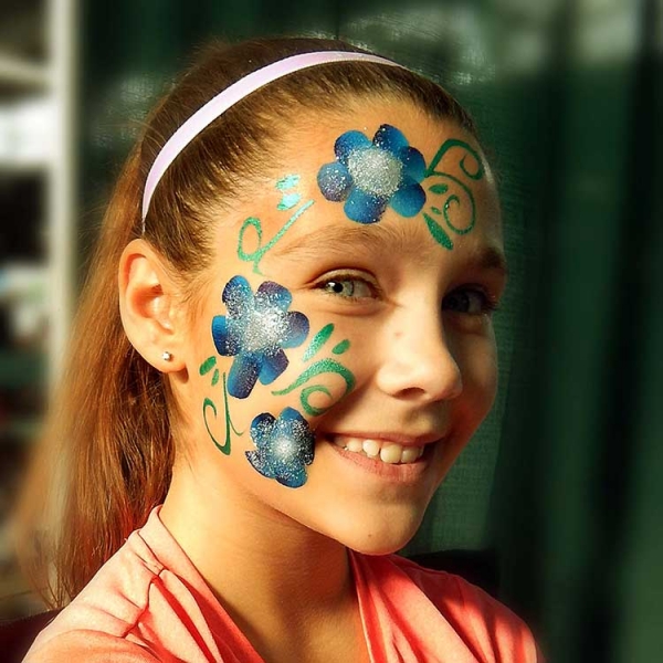 Suzanne G Face Painters