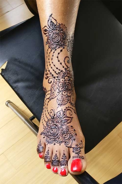 Naseera F Henna Tattoo Artists