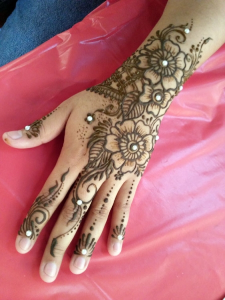 Latha K Henna Tattoo Artists