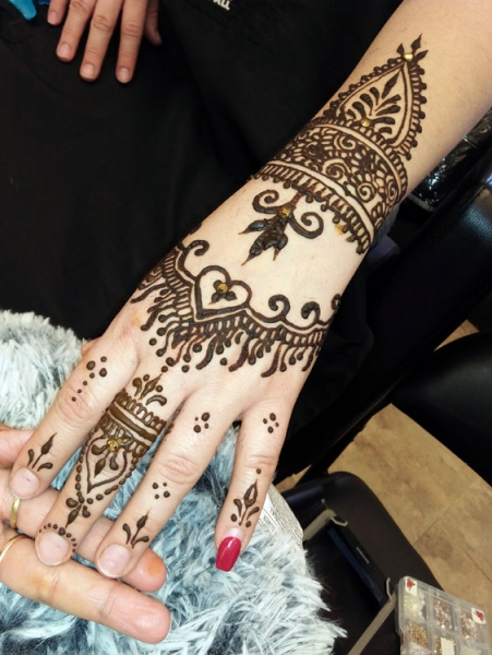 Latha K Henna Tattoo Artists