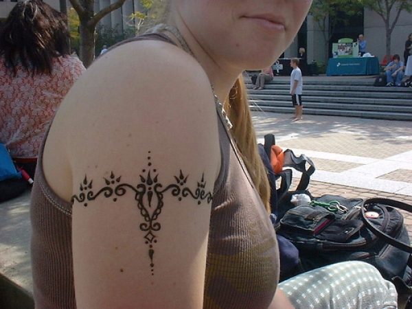 Lily W Henna Tattoo Artists