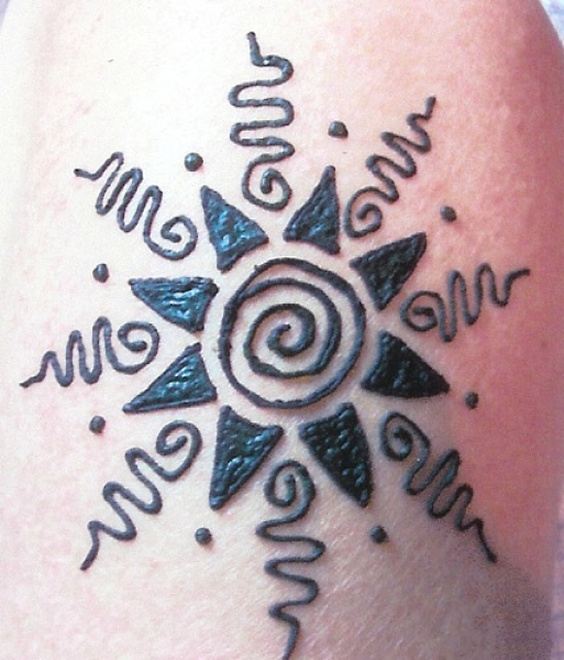 Georgia L Henna Tattoo Artists